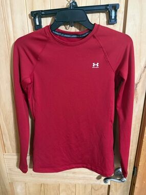 Under Armour Crimson Red Long Sleeve Base Layer Top